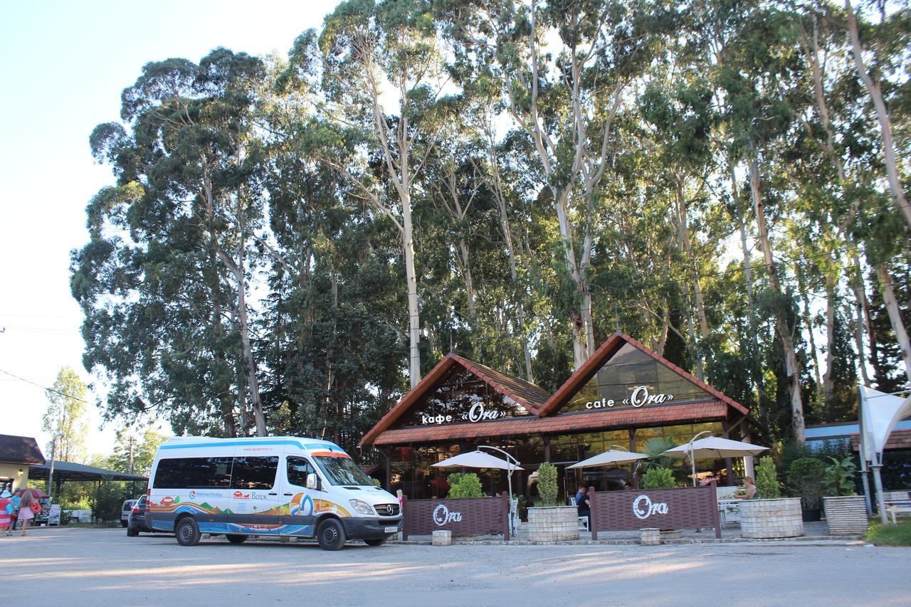 Hotel Ora Гагра Екстер'єр фото